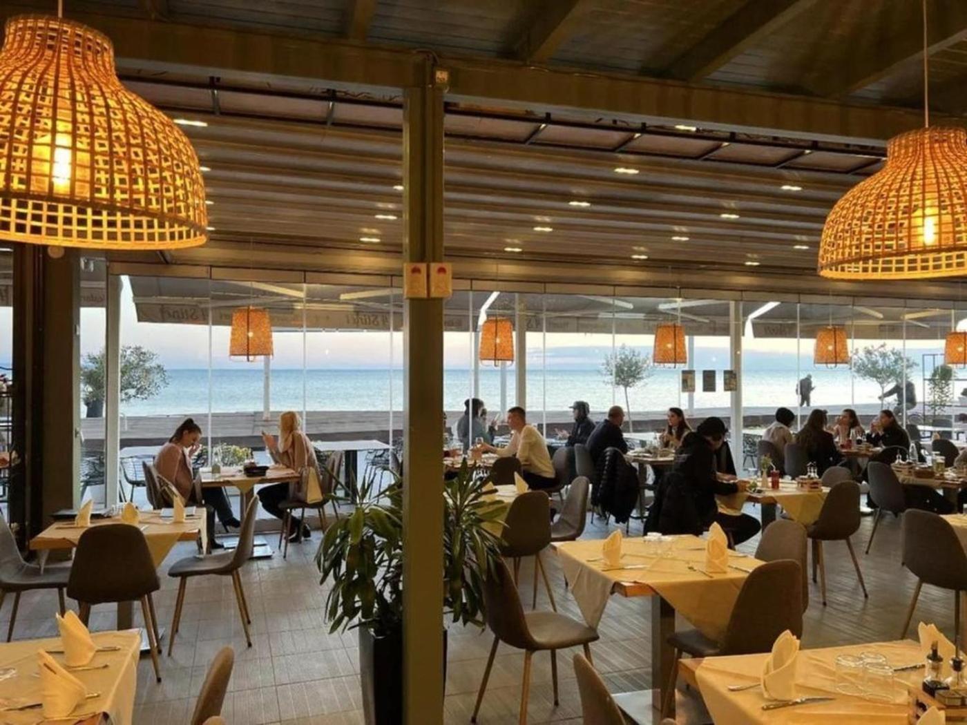 Sea View Apartments Durrës Kültér fotó